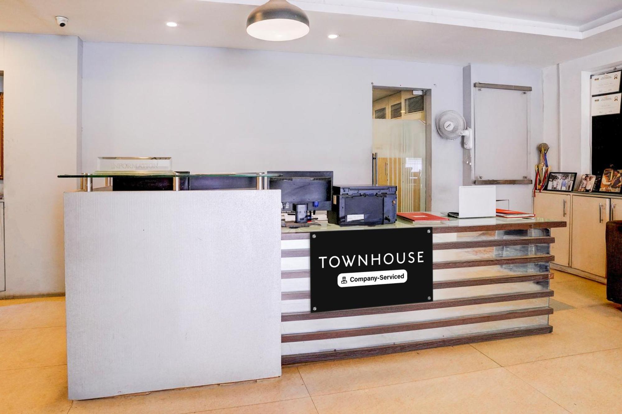 Hotel Super Townhouse Khar The Habitat Bombay Exterior foto