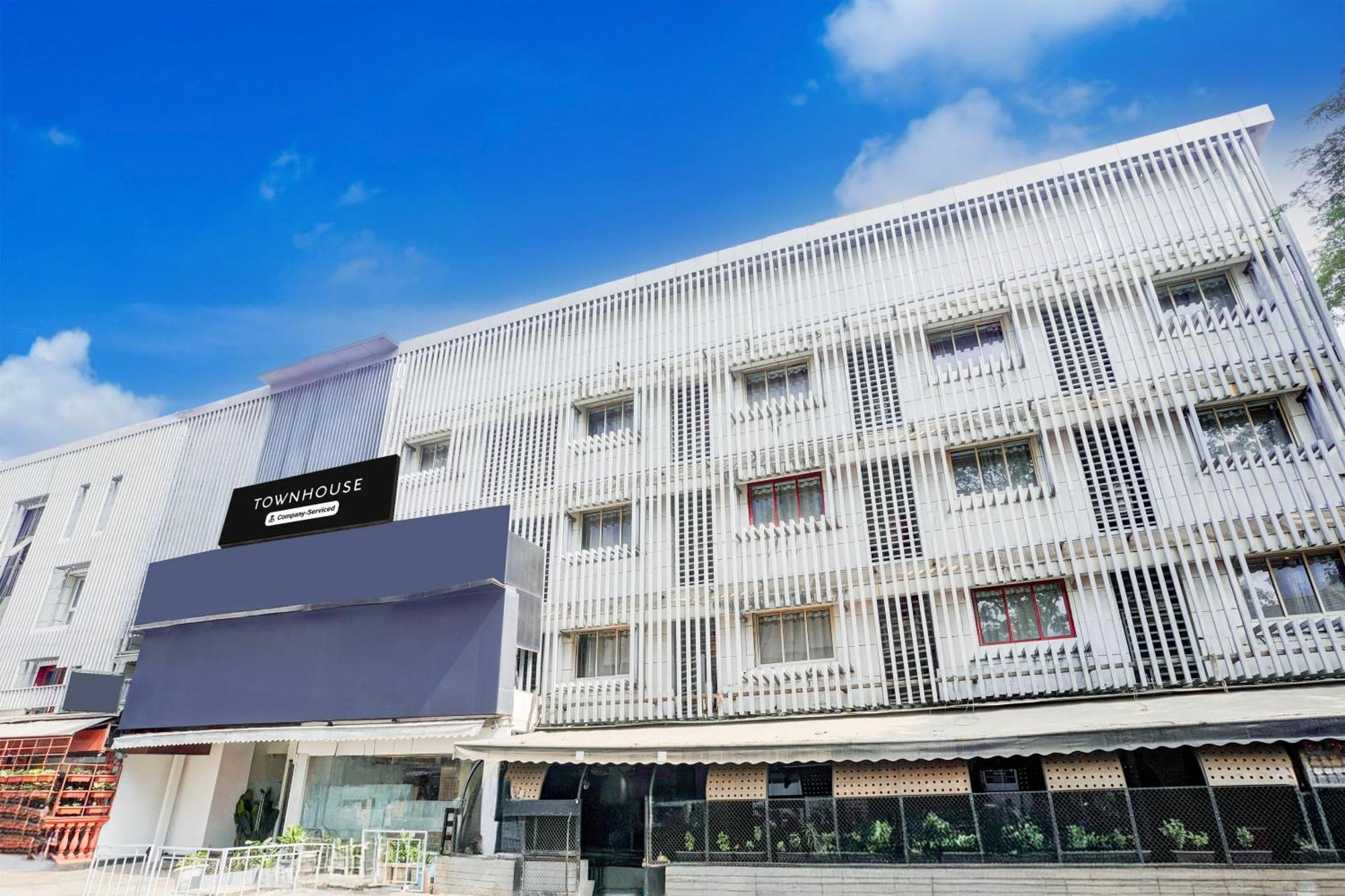Hotel Super Townhouse Khar The Habitat Bombay Exterior foto