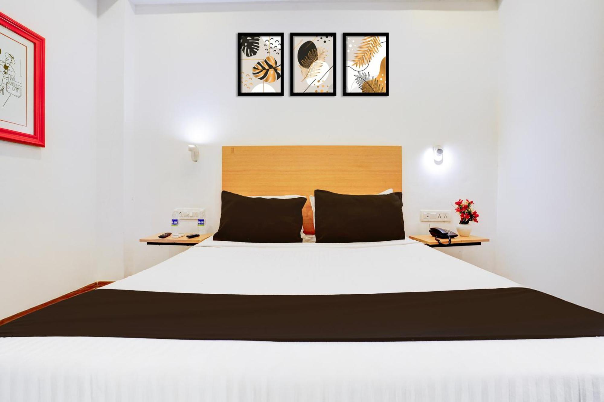 Hotel Super Townhouse Khar The Habitat Bombay Exterior foto